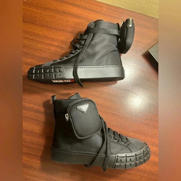 PRADA Wheel High Too Combat Sneaker with Pouch, Size 8US - Picture 7 of 12
